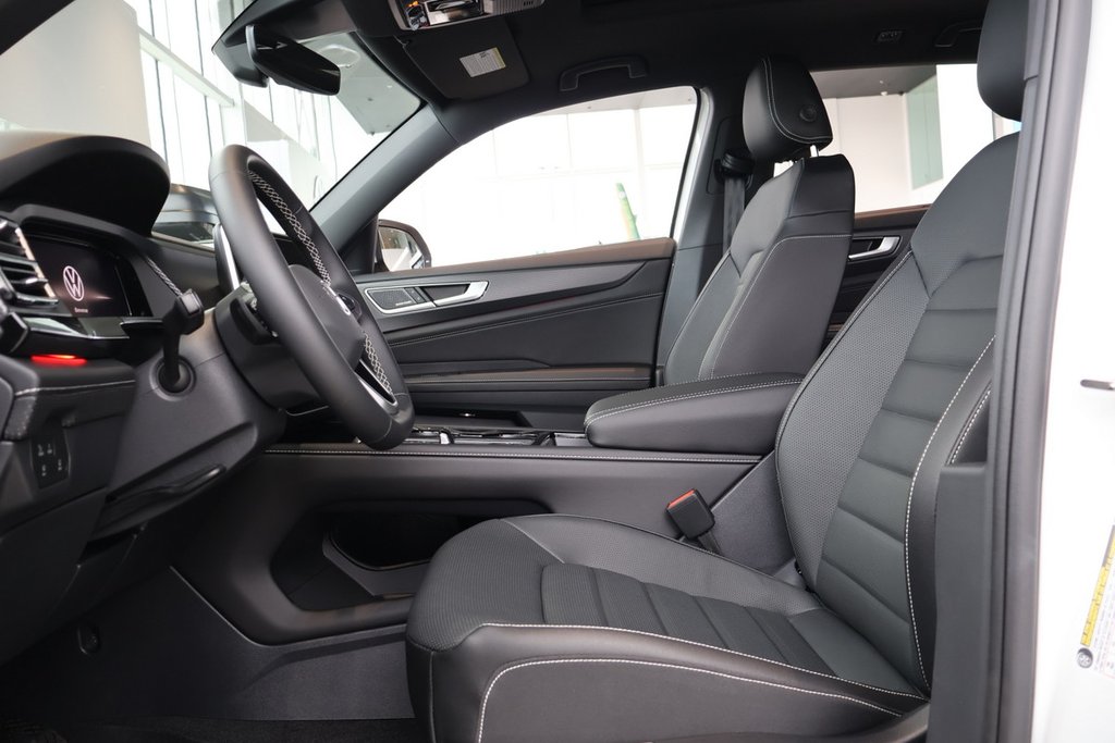 2026 Volkswagen Atlas Cross Sport Highline in Mascouche, Quebec - 6 - w1024h768px