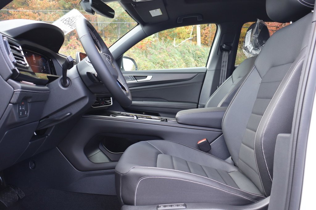 2026 Volkswagen Atlas Cross Sport Highline in Mascouche, Quebec - 8 - w1024h768px