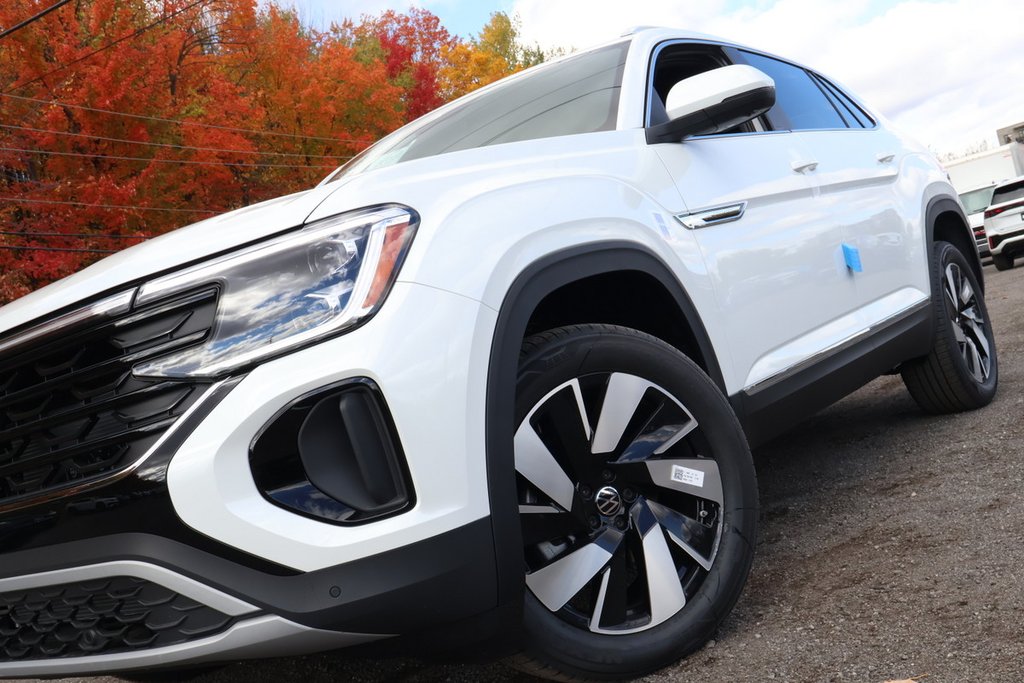 2026 Volkswagen Atlas Cross Sport Highline in Mascouche, Quebec - 7 - w1024h768px