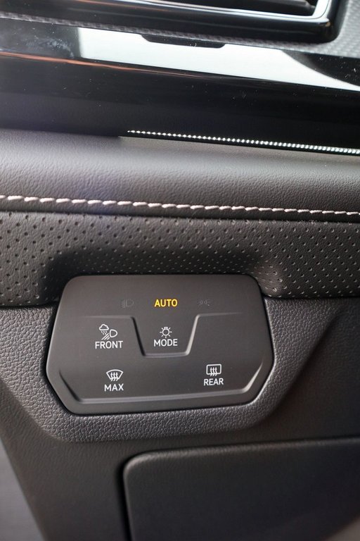 2026 Volkswagen Atlas Cross Sport Highline in Mascouche, Quebec - 19 - w1024h768px