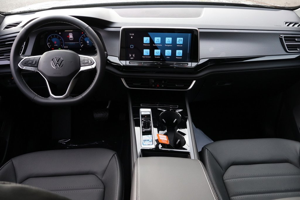 2026 Volkswagen Atlas Cross Sport Highline in Mascouche, Quebec - 9 - w1024h768px