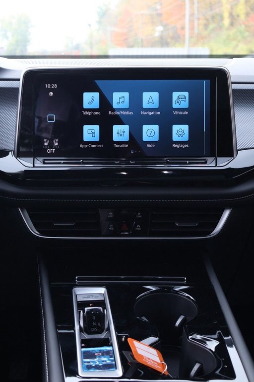 2026 Volkswagen Atlas Cross Sport Highline in Mascouche, Quebec - 15 - w1024h768px