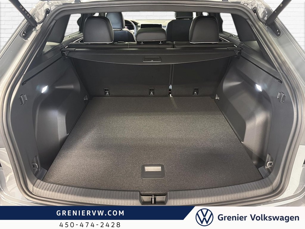 2026 Volkswagen Atlas Cross Sport Execline in Mascouche, Quebec - 8 - w1024h768px