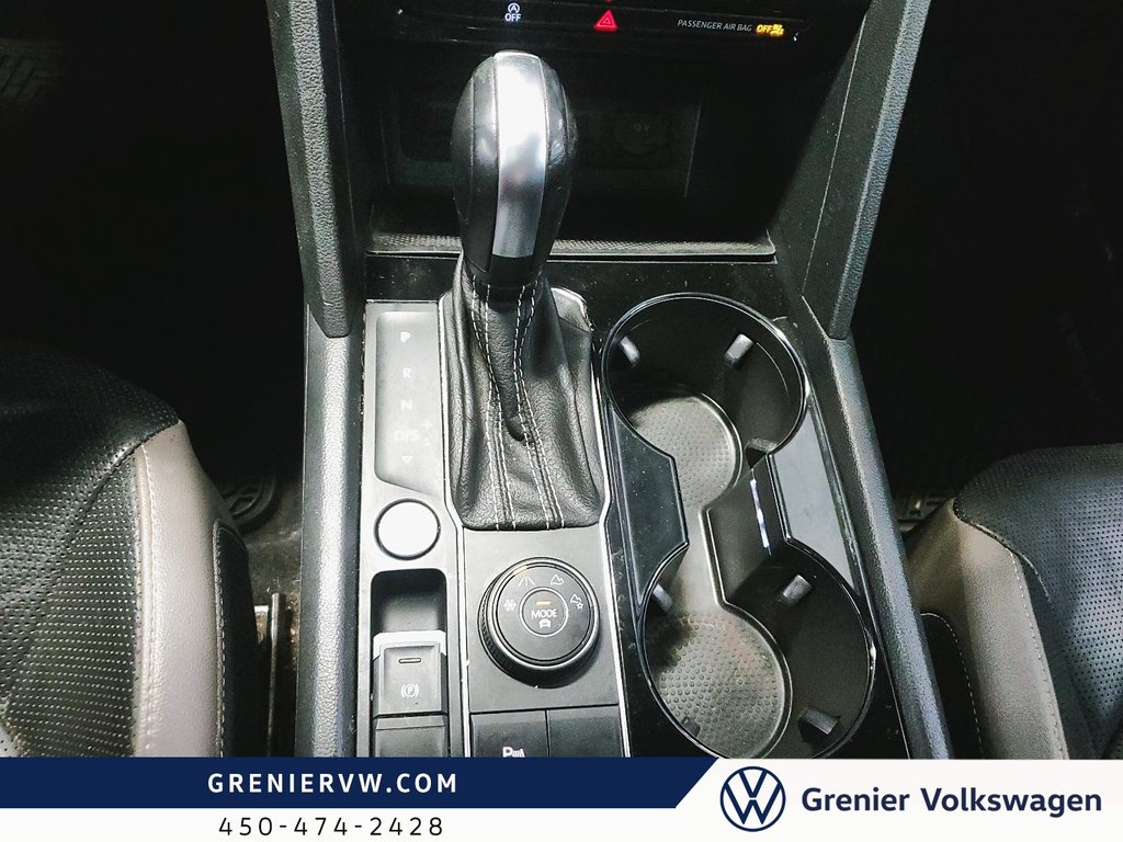 Volkswagen Atlas Highline, Cuir, Toit, Carplay, V6 2022 à Terrebonne, Québec - 17 - w1024h768px