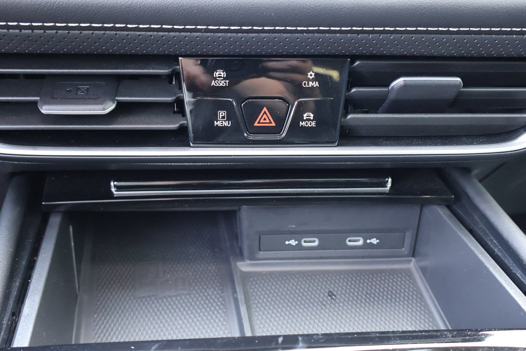 Volkswagen Atlas Execline, Cuir, Toit, Carplay, Caméra 360 2024 à Terrebonne, Québec - 26 - w1024h768px