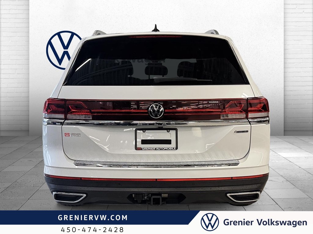 Volkswagen Atlas Highline, 7 Pass, Toit, Cuir, Jantes noir 2024 à Mascouche, Québec - 7 - w1024h768px