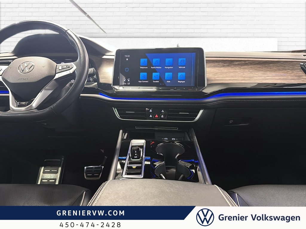 Volkswagen Atlas Execline, Siege Massage, Toit Pano, Clim 3 Zones 2024 à Terrebonne, Québec - 10 - w1024h768px