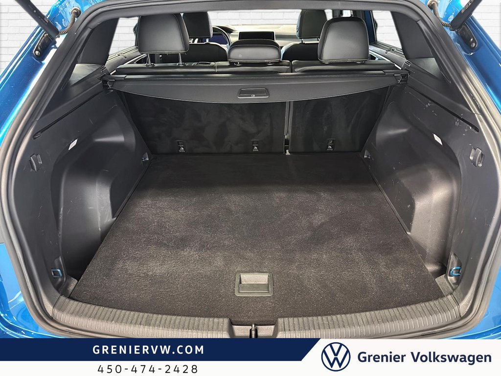 Volkswagen Atlas Cross Sport Highline, Cuir, Toit Pano, Démarreur a Distance 2024 à Terrebonne, Québec - 7 - w1024h768px