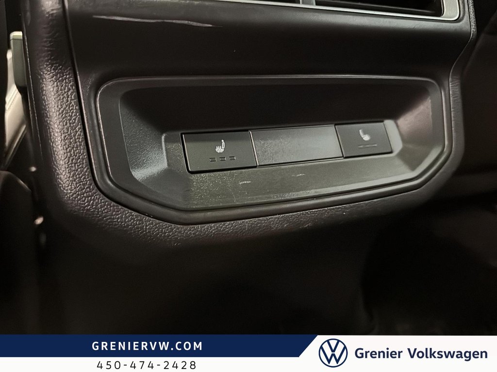 Volkswagen Atlas Cross Sport Highline, Cuir, Toit Pano, Démarreur a Distance 2024 à Terrebonne, Québec - 8 - w1024h768px