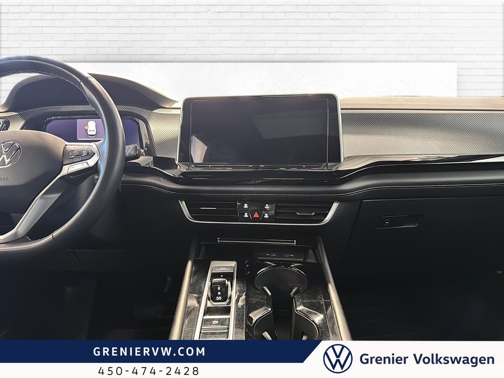Volkswagen Atlas Cross Sport Highline, Cuir, Toit Pano, Démarreur a Distance 2024 à Terrebonne, Québec - 9 - w1024h768px