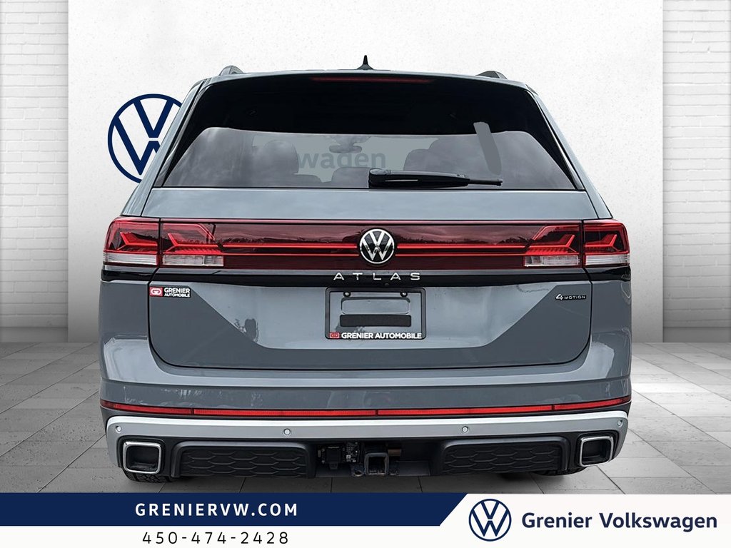 2024 Volkswagen Atlas Peak Edition, Cuir, Toit, Démarreur in Terrebonne, Quebec - 6 - w1024h768px