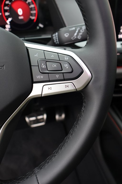 2025 Volkswagen Atlas Peak Edition in Mascouche, Quebec - 16 - w1024h768px