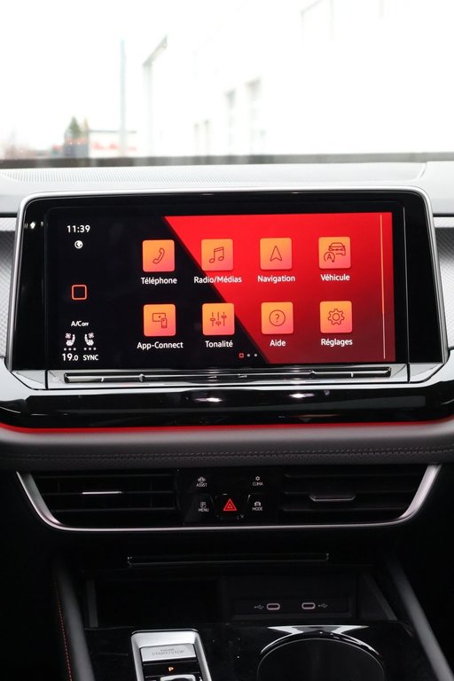 2025 Volkswagen Atlas Peak Edition in Mascouche, Quebec - 18 - w1024h768px