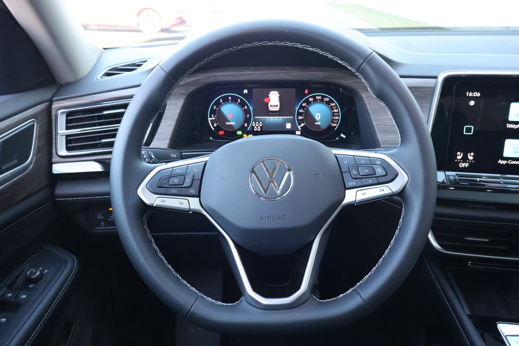 2025 Volkswagen Atlas Highline in Mascouche, Quebec - 12 - w1024h768px