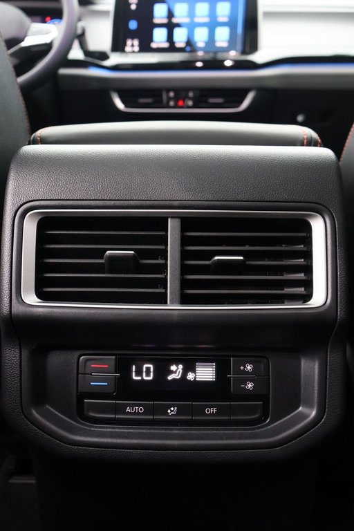 2025 Volkswagen Atlas Peak Edition in Mascouche, Quebec - 26 - w1024h768px