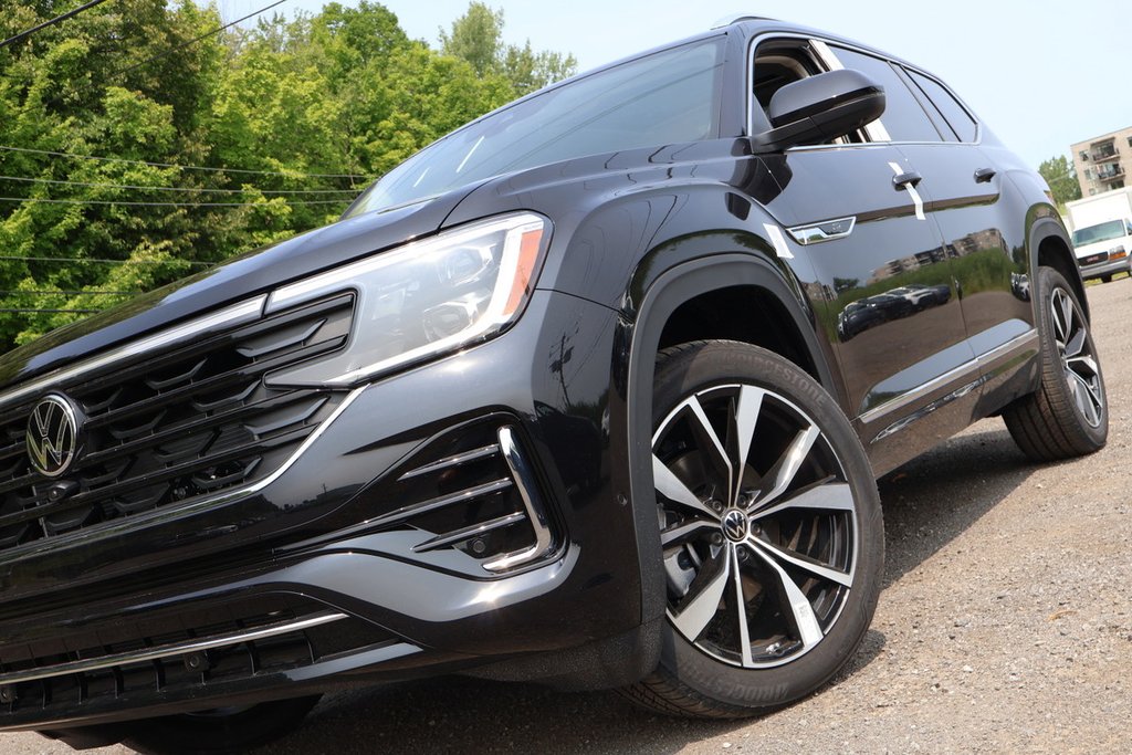 2025 Volkswagen Atlas Execline in Mascouche, Quebec - 7 - w1024h768px