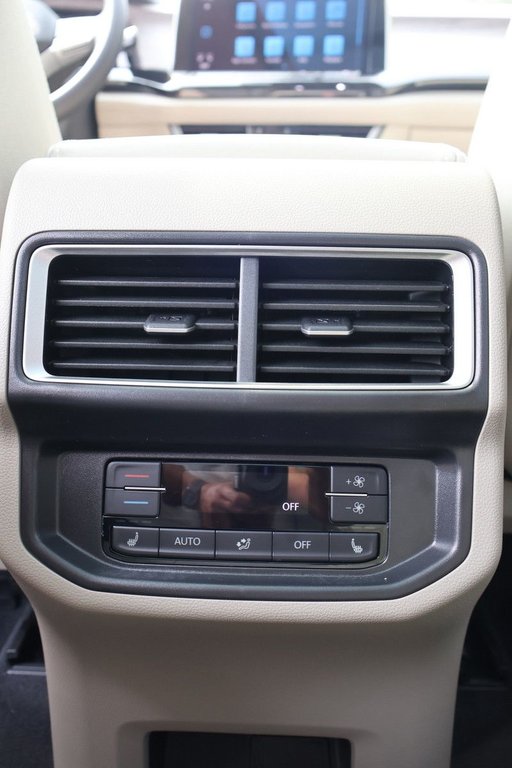 2025 Volkswagen Atlas Execline in Mascouche, Quebec - 23 - w1024h768px