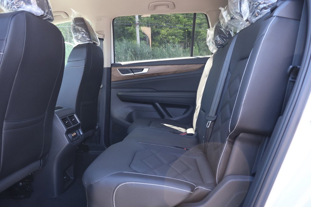 2025 Volkswagen Atlas Comfortline in Mascouche, Quebec - 22 - w1024h768px