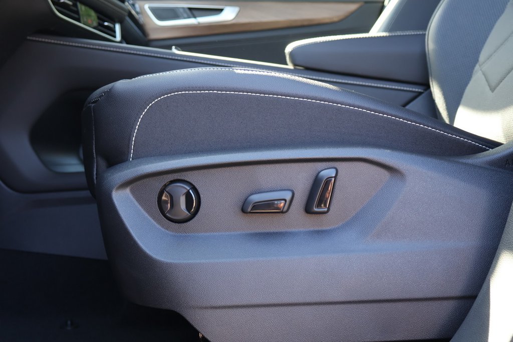 2025 Volkswagen Atlas Comfortline in Mascouche, Quebec - 11 - w1024h768px