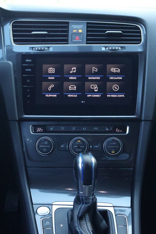 Volkswagen E-GOLF CONFORTLINE Comfortline, Cuir, Carplay, Banc chauffants 2017 à Mascouche, Québec - 19 - w1024h768px