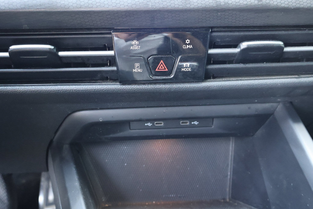 Volkswagen Golf GTI 241HP, Carplay, Caméra, Jamais accidenté 2022 à Mascouche, Québec - 22 - w1024h768px