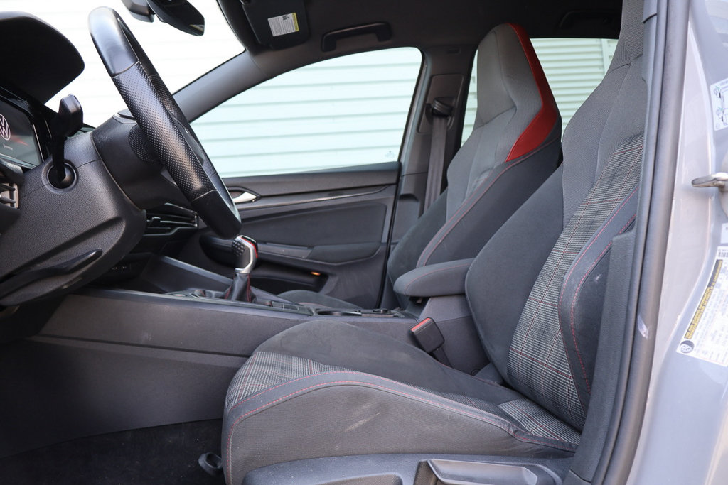Volkswagen Golf GTI 241HP, Carplay, Caméra, Jamais accidenté 2022 à Mascouche, Québec - 10 - w1024h768px