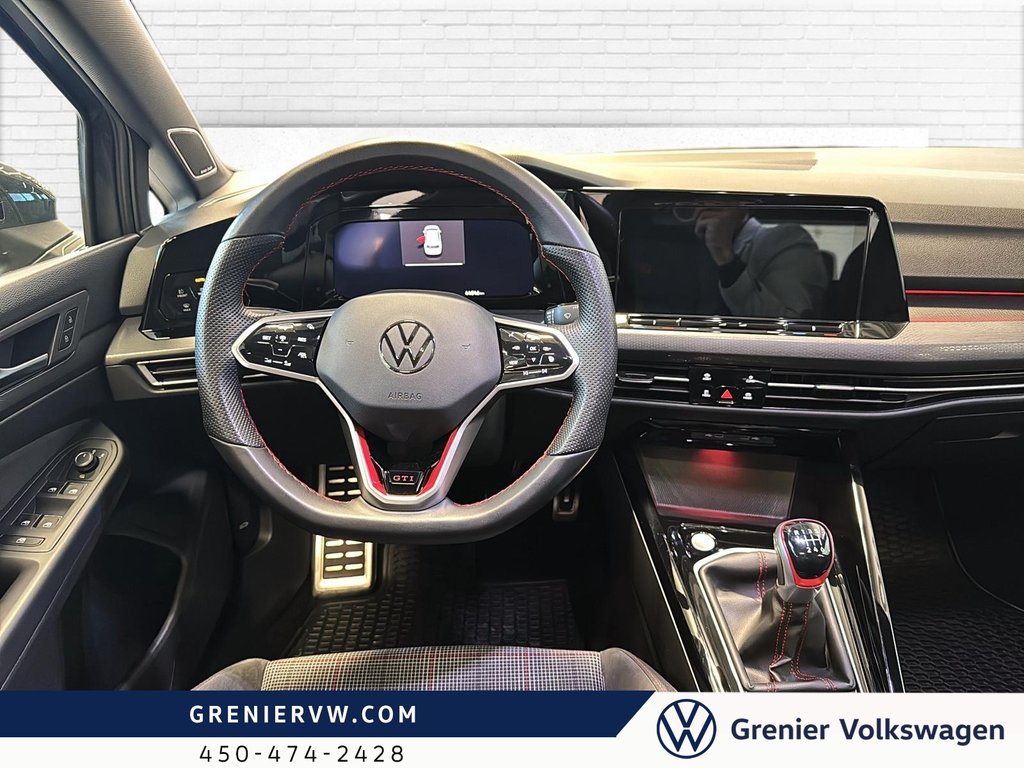 Volkswagen Golf GTI Autobahn, Manuelle, Toit, 2 Ensembles de Pneus 2023 à Terrebonne, Québec - 15 - w1024h768px