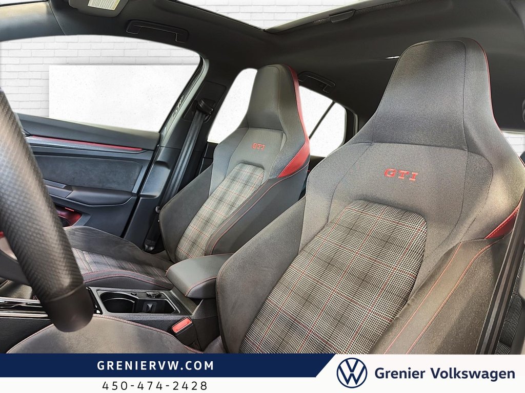 Volkswagen Golf GTI Autobahn, Manuelle, Toit, 2 Ensembles de Pneus 2023 à Terrebonne, Québec - 16 - w1024h768px