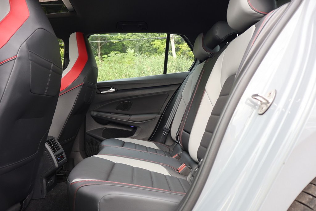 2024 Volkswagen Golf GTI Performance, Cuir, Toit, DSG, 241Hp in Terrebonne, Quebec - 29 - w1024h768px