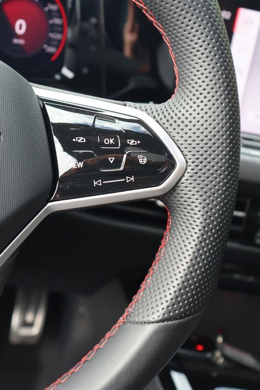 2024 Volkswagen Golf GTI 380 Autobahn, Toit, Carplay, 241Hp in Terrebonne, Quebec - 18 - w1024h768px