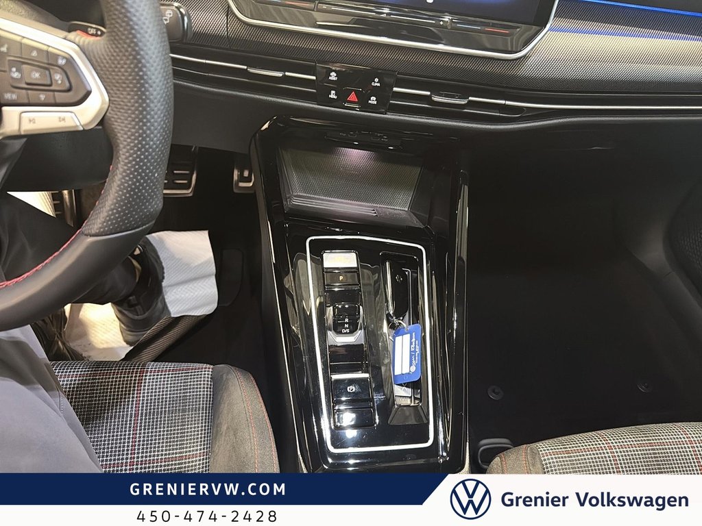 2025 Volkswagen Golf GTI 1 Propriétaire/ Jamais accidenté in Terrebonne, Quebec - 16 - w1024h768px