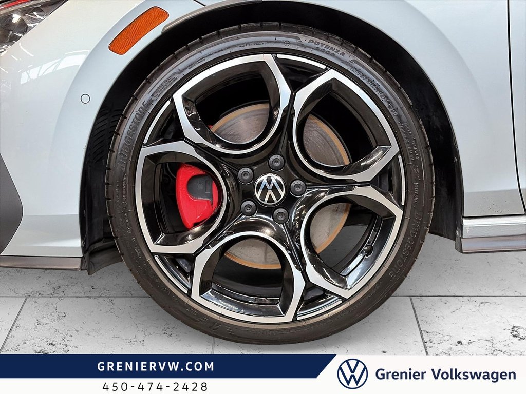 2025 Volkswagen *GOLF GTI Autobahn, Cuir, Toit ouvrant, DSG, Harman Kardon in Terrebonne, Quebec - 4 - w1024h768px