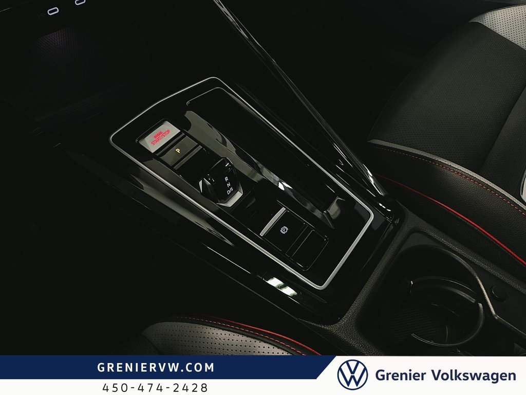 2025 Volkswagen *GOLF GTI Autobahn, Cuir, Toit ouvrant, DSG, Harman Kardon in Terrebonne, Quebec - 13 - w1024h768px