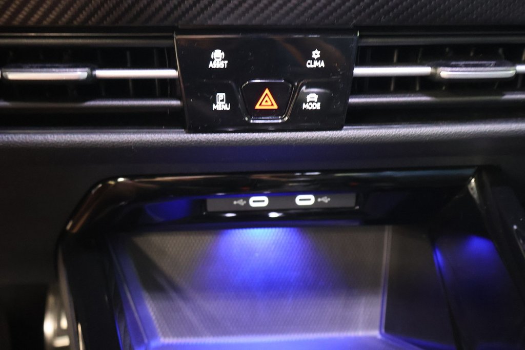 2024 Volkswagen Golf R Manuelle, AWD, Cuir, Carplay in Terrebonne, Quebec - 22 - w1024h768px
