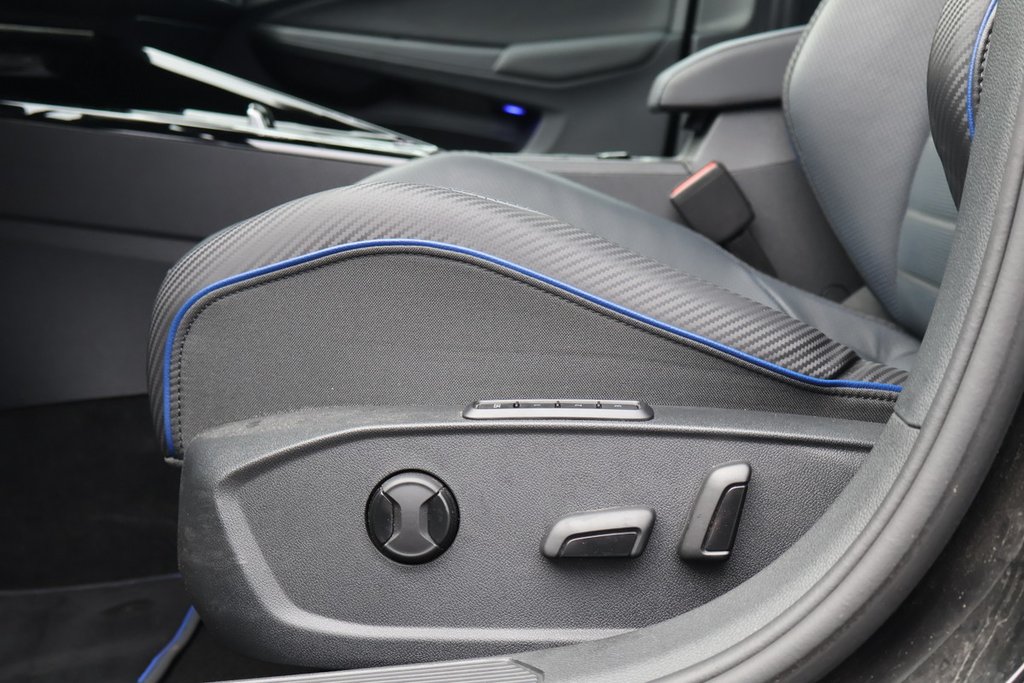 2024 Volkswagen Golf R ENSEMBLE CARBONE,AWD in Mascouche, Quebec - 14 - w1024h768px