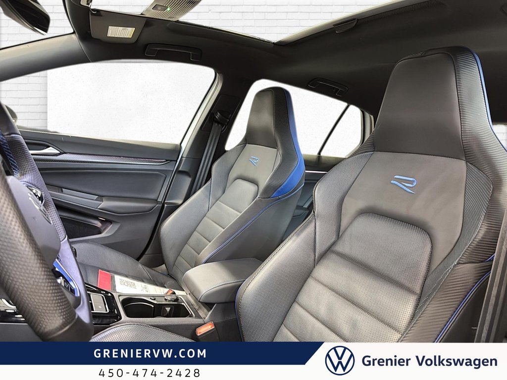 Volkswagen Golf R AWD, Toit, Ens. Carbon, Pneus été-hiver 2024 à Mascouche, Québec - 11 - w1024h768px