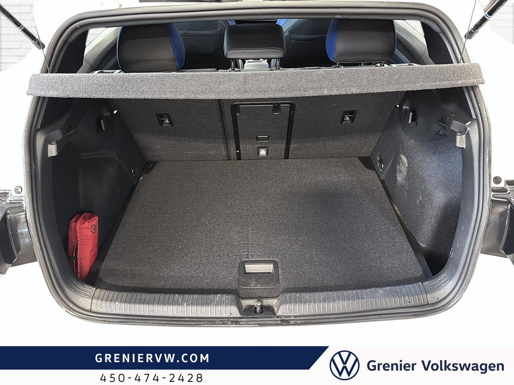 Volkswagen Golf R AWD, Toit, Ens. Carbon, Pneus été-hiver 2024 à Mascouche, Québec - 7 - w1024h768px