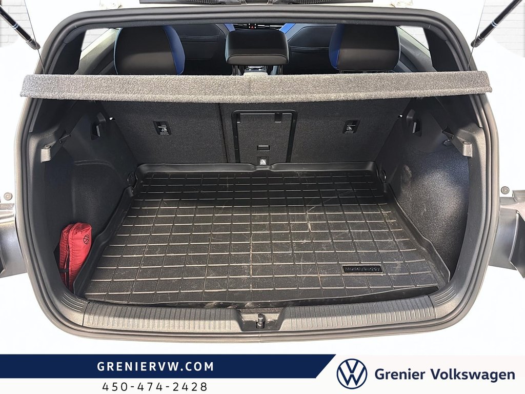 Volkswagen Golf R AWD, Toit, Ens. Carbon, Pneus été-hiver 2024 à Terrebonne, Québec - 10 - w1024h768px