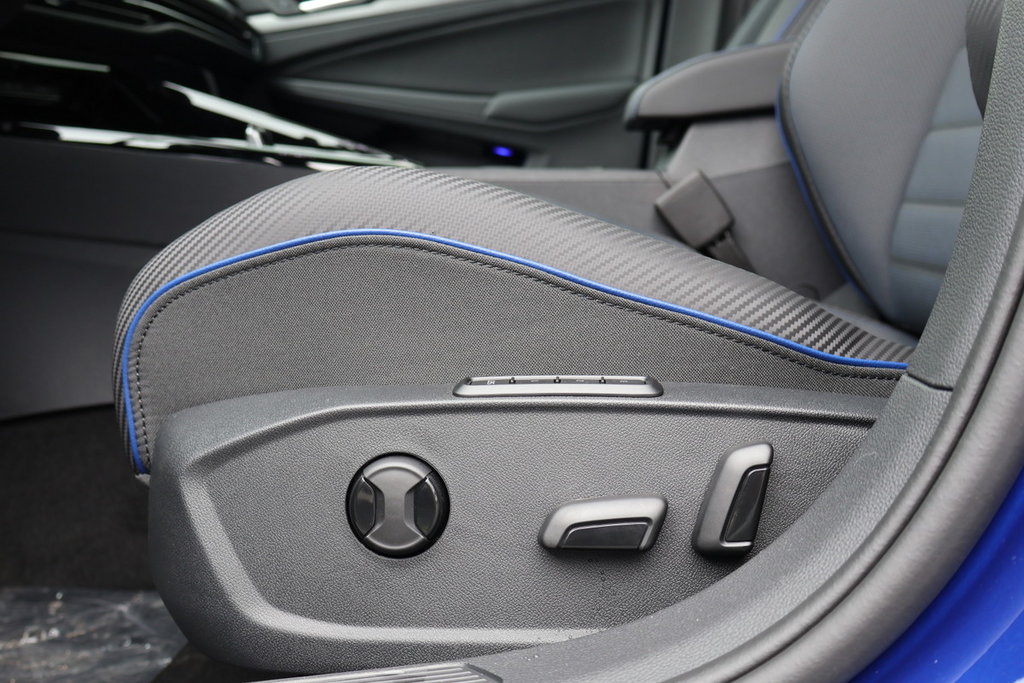 2025 Volkswagen Golf R R 4MOTION in Mascouche, Quebec - 10 - w1024h768px