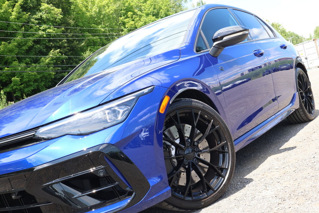 2025 Volkswagen Golf R Black Edition, Échappement Akrapovic, 328HP in Mascouche, Quebec - 9 - w1024h768px