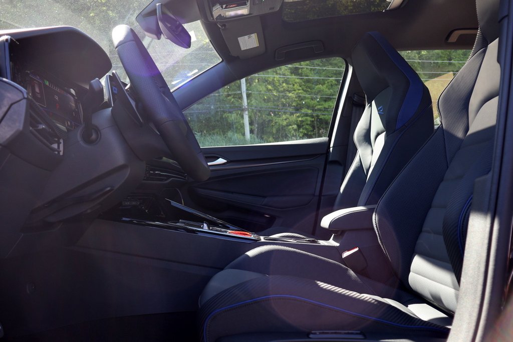 2025 Volkswagen Golf R R Black Edition 4MOTION in Mascouche, Quebec - 8 - w1024h768px
