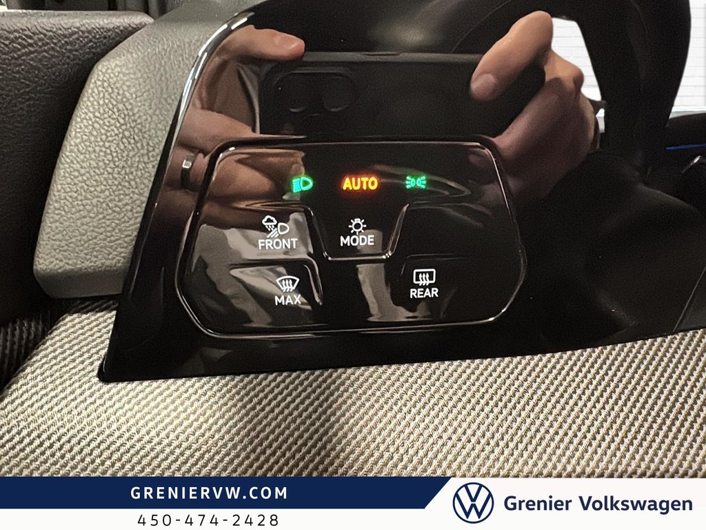 Volkswagen Golf R AWD, 328hp,Toit, Akrapovic 2025 à Terrebonne, Québec - 18 - w1024h768px