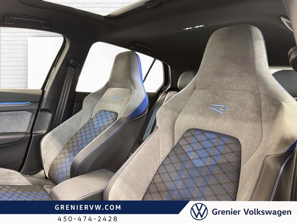 Volkswagen Golf R AWD, 328hp,Toit, Akrapovic 2025 à Terrebonne, Québec - 11 - w1024h768px