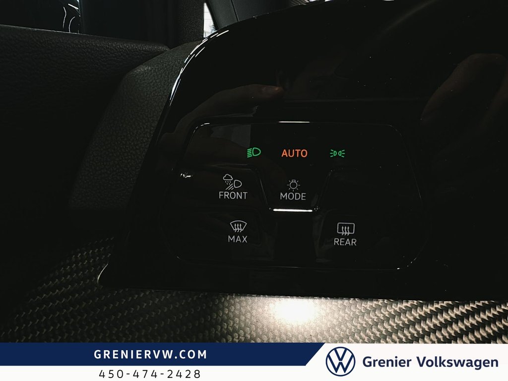 2025 Volkswagen Golf R Black Edition, Artevelour*, Échappement Akrapovic in Terrebonne, Quebec - 20 - w1024h768px