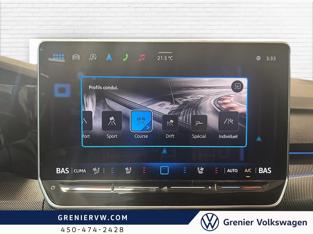 2025 Volkswagen Golf R AWD, 328hp, Toit, Harmon Kardon in Terrebonne, Quebec - 19 - w1024h768px