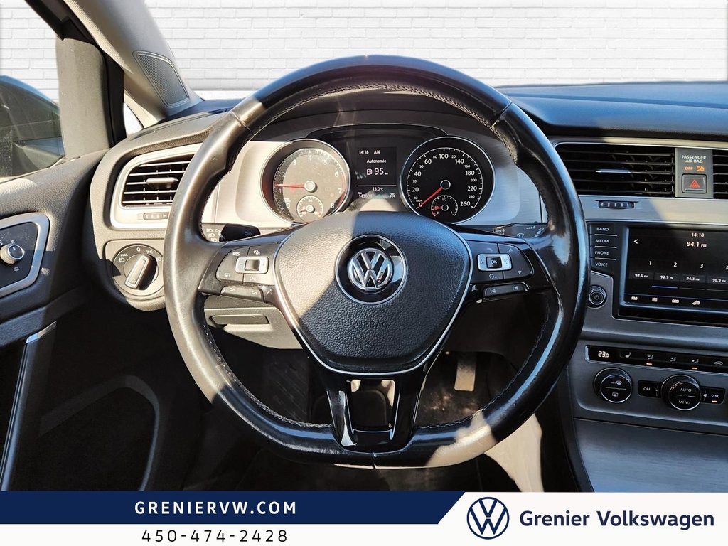 Volkswagen Golf Comfortline, Toit Ouvrant, Similicuir 2017 à Terrebonne, Québec - 22 - w1024h768px