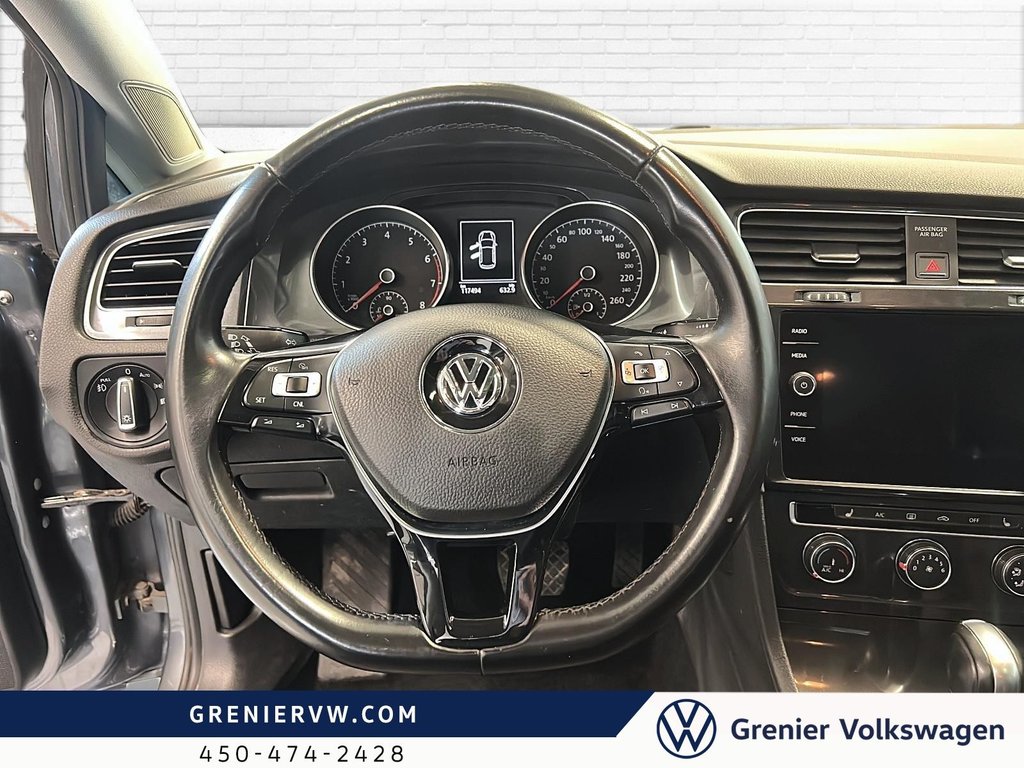 2018 Volkswagen Golf Highline, Cuir, Toit, Bluetooth, Banc chauffants in Terrebonne, Quebec - 13 - w1024h768px