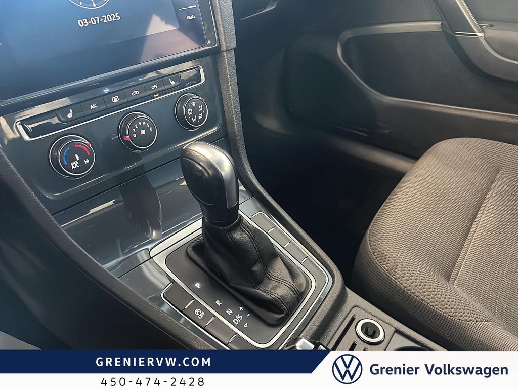 Volkswagen Golf Comfortline, Carplay, Caméra, Pneus hiver inclus 2021 à Mascouche, Québec - 25 - w1024h768px