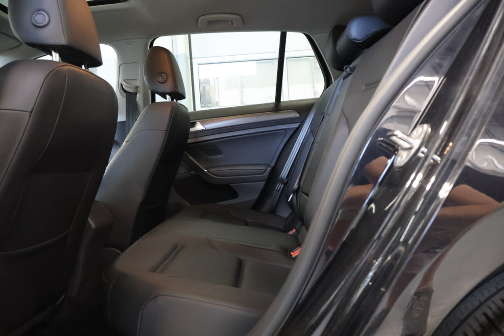 Volkswagen Golf Highline, Cuir, Toit, Carplay 2021 à Mascouche, Québec - 29 - w1024h768px