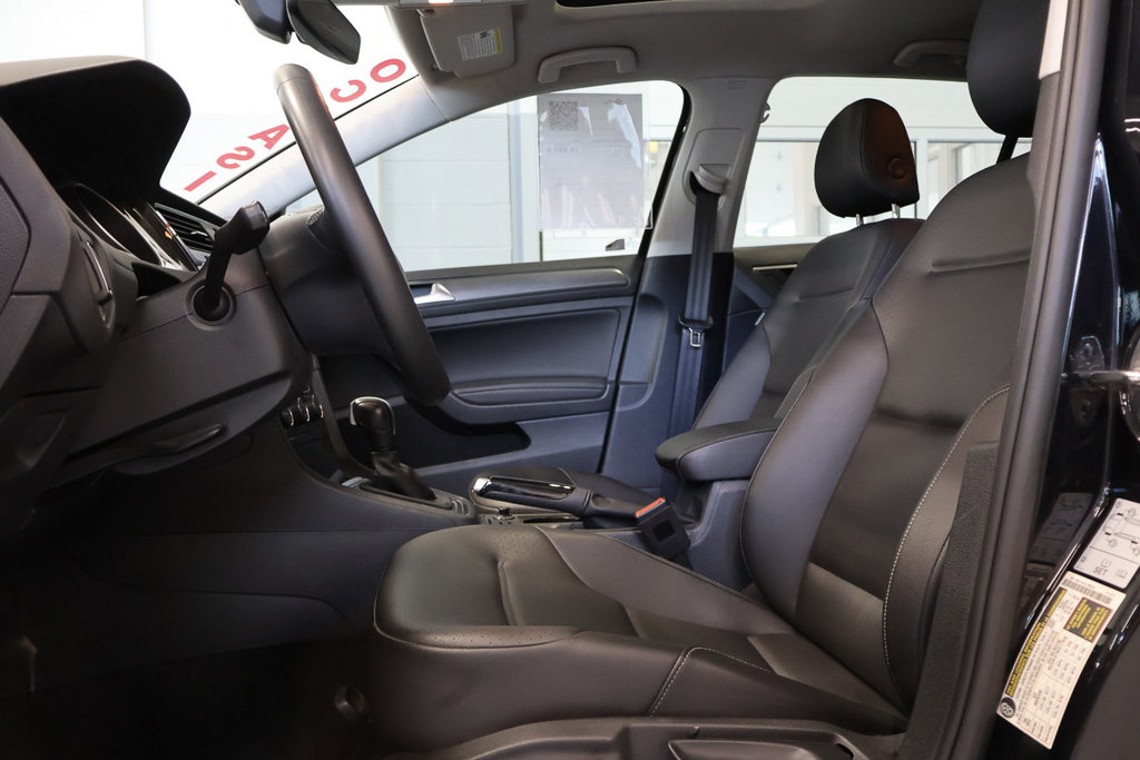 Volkswagen Golf Highline, Cuir, Toit, Carplay 2021 à Mascouche, Québec - 10 - w1024h768px